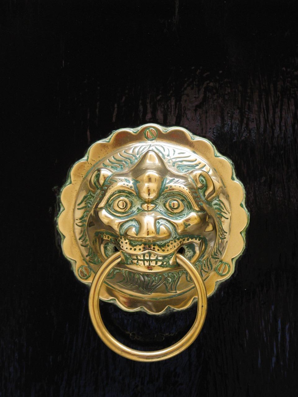 2. 阳台凹槽亮点