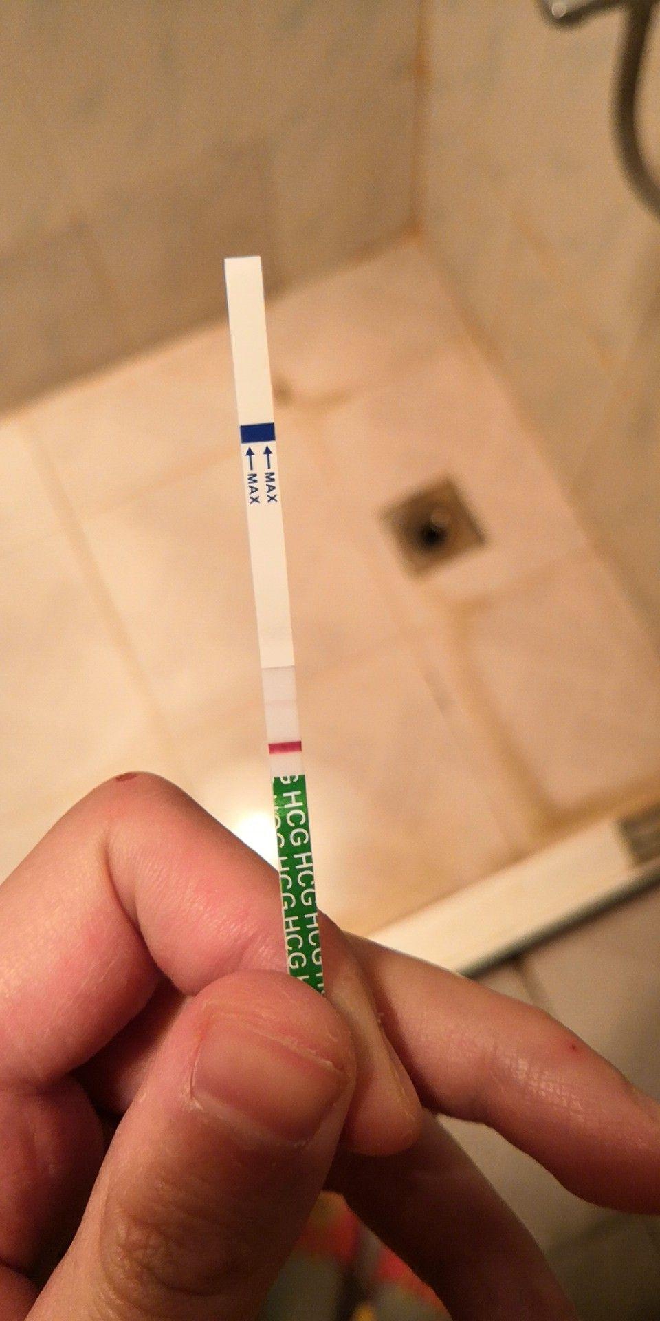 验孕试纸一深一浅? - 知乎