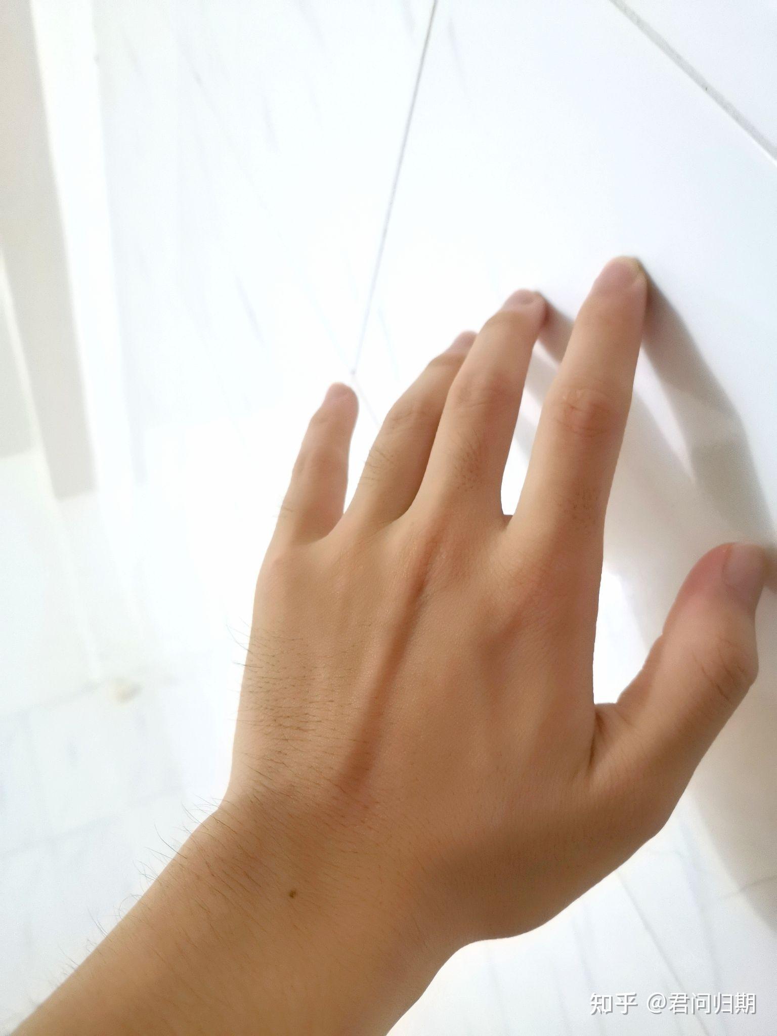 男孩子的手什么样才算好看