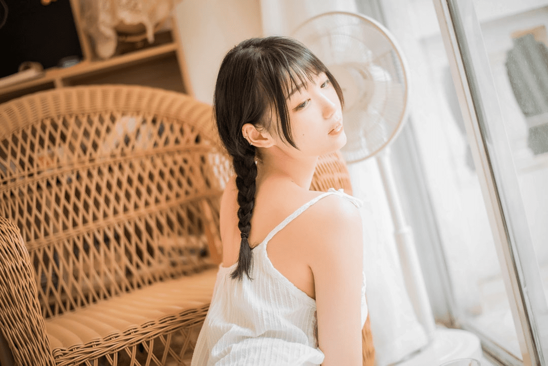 周叽是可爱兔兔图包，青春洋溢透着满满的美好-美学艺术库