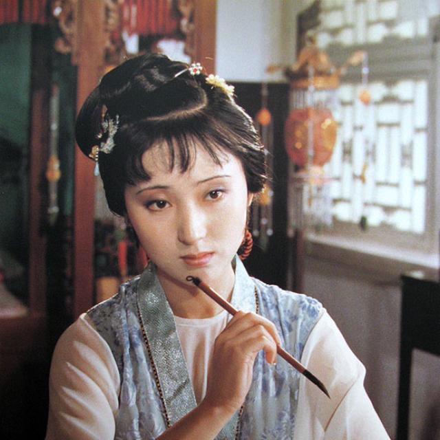 林黛玉被妙玉嫌弃太俗，却不敢反驳，她怼贾宝玉的劲儿哪去了？