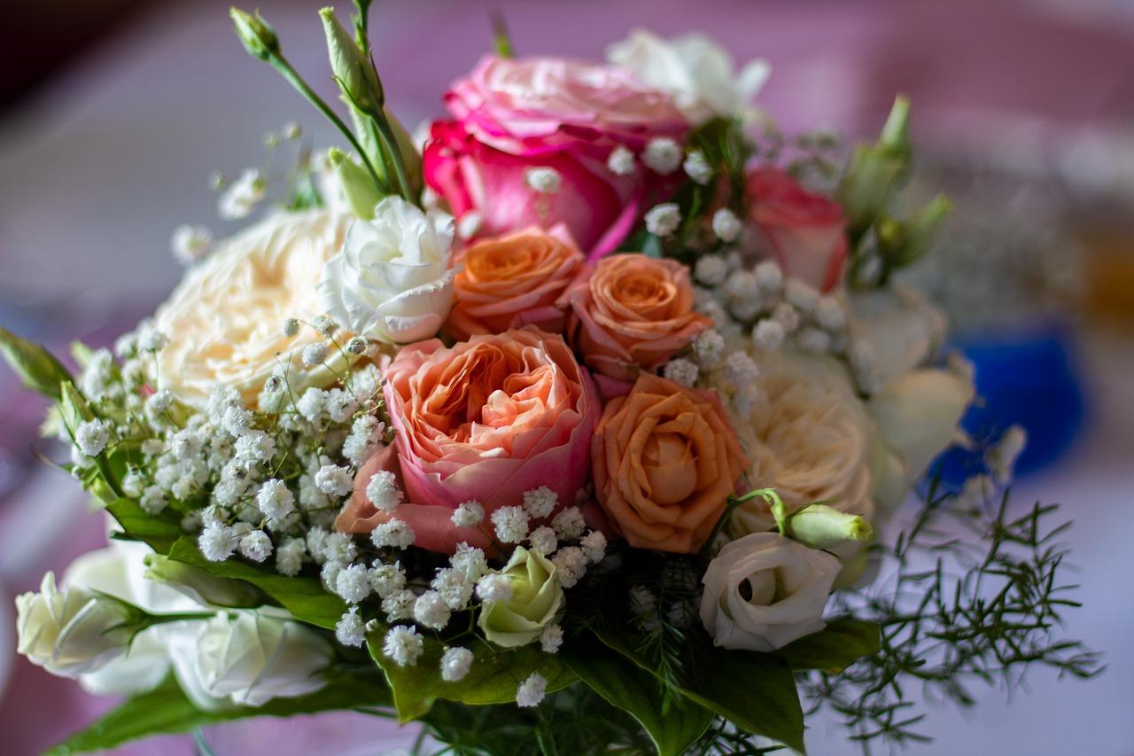 4. 美妆护肤套装