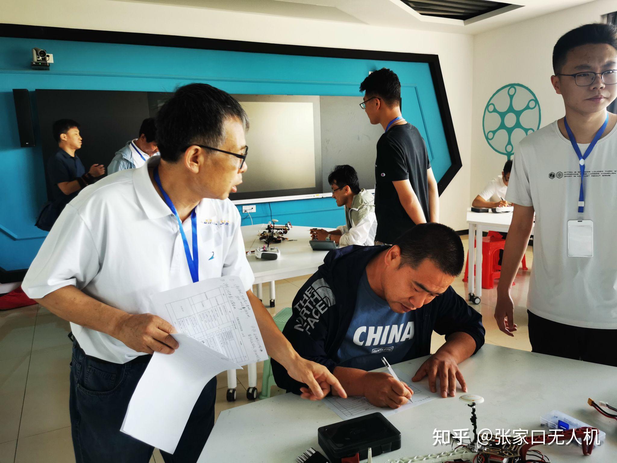 关于无人机目测高和目测低,是怎么解释的? - 知乎