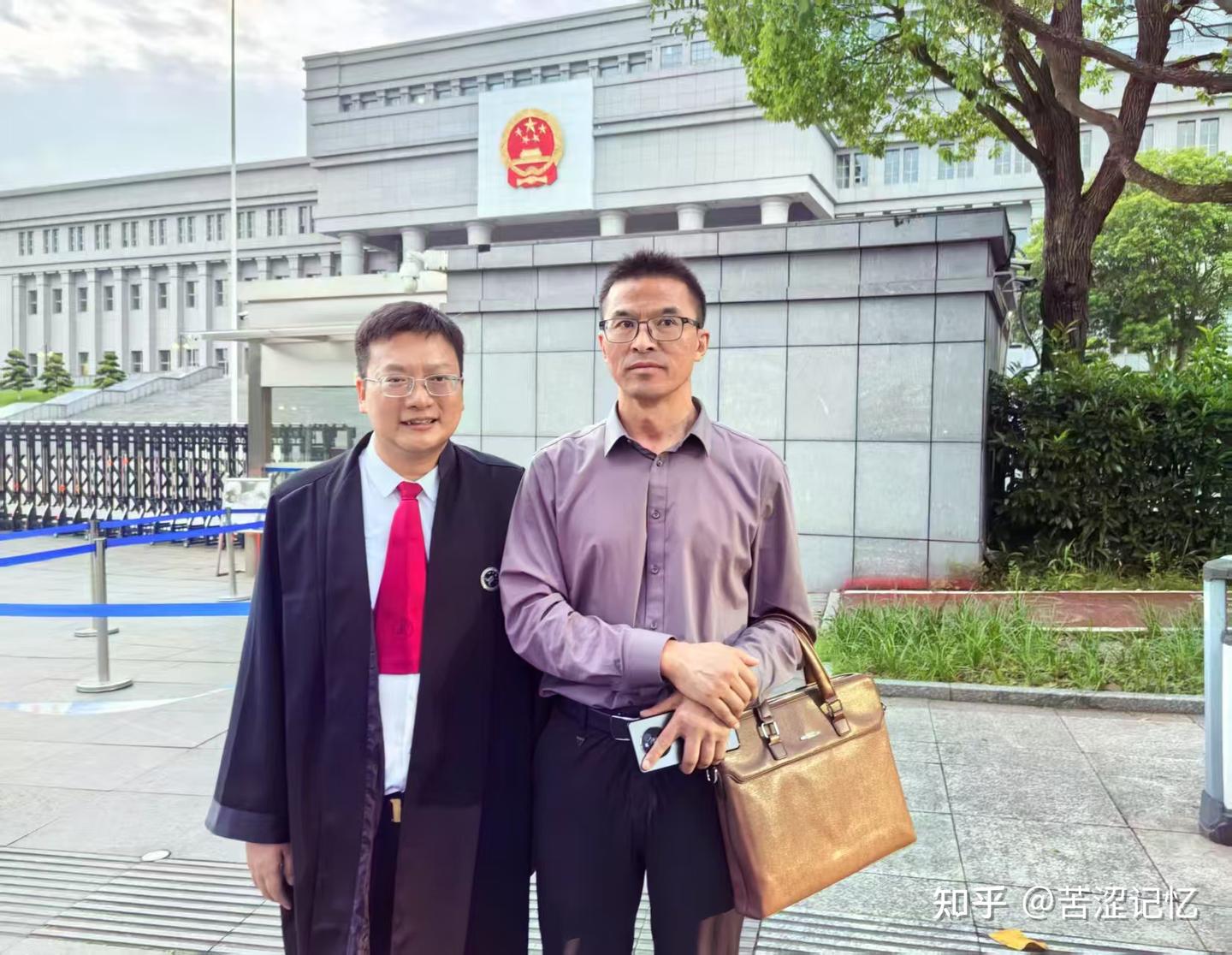 敢啃“硬骨头”的律师周兆成,凭啥被称为“国民律师”? - 知乎