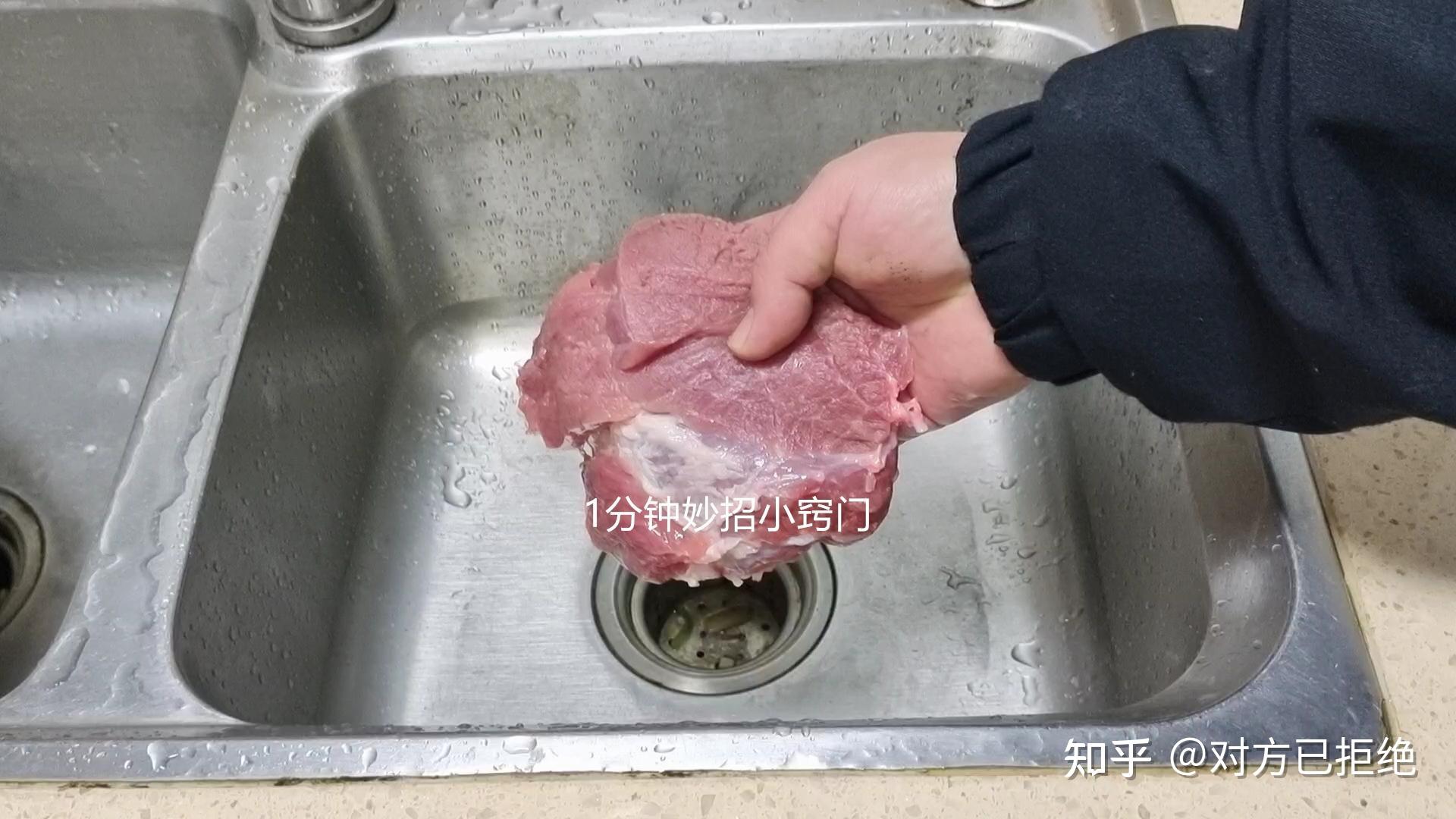 清洗猪肉用温水还是冷水 清洗猪肉的正确方法