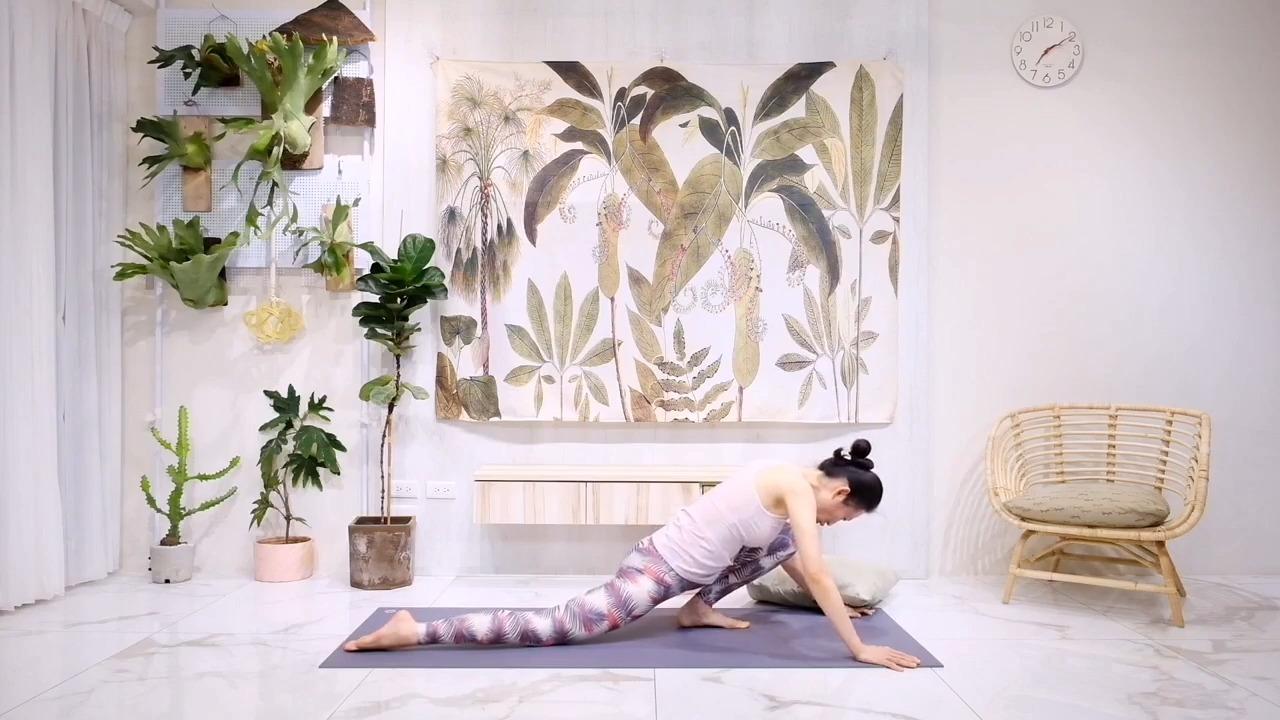 25分钟阴瑜伽鞋带式与跨步龙式初学者髋部练习必备