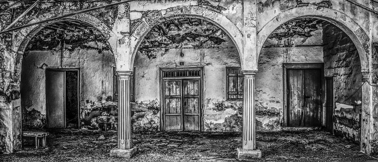 房子漏雨如何维修