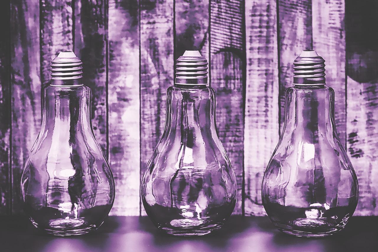 4. 灯泡亮度测试