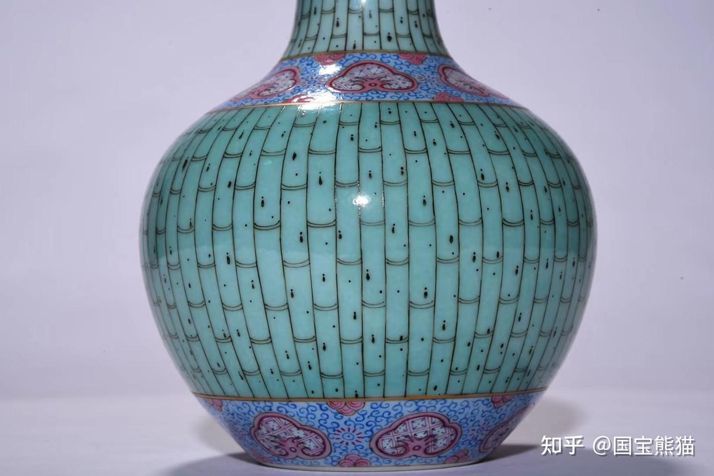 大清雍正年制，松石绿地竹节纹图案天球瓶一对，高18cm，肚径12.5cm - 知乎
