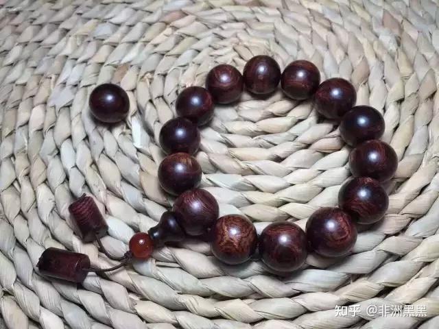 海南黄花梨手串的对眼,X纹和鬼脸,你能把持得住? - 知乎