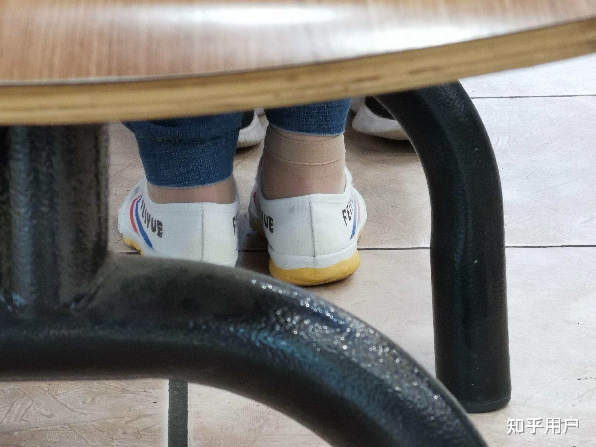 高中女生袜子什么长度好