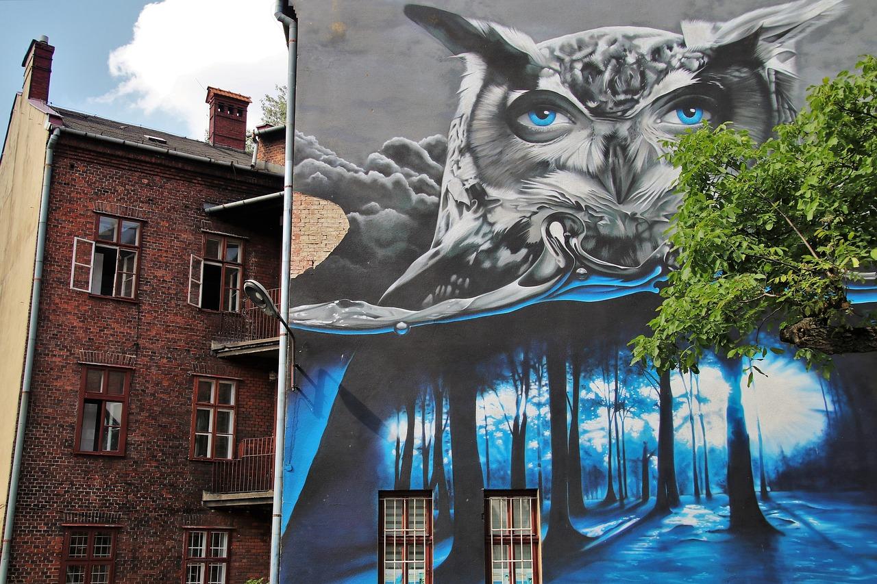 3. 环保型壁画胶