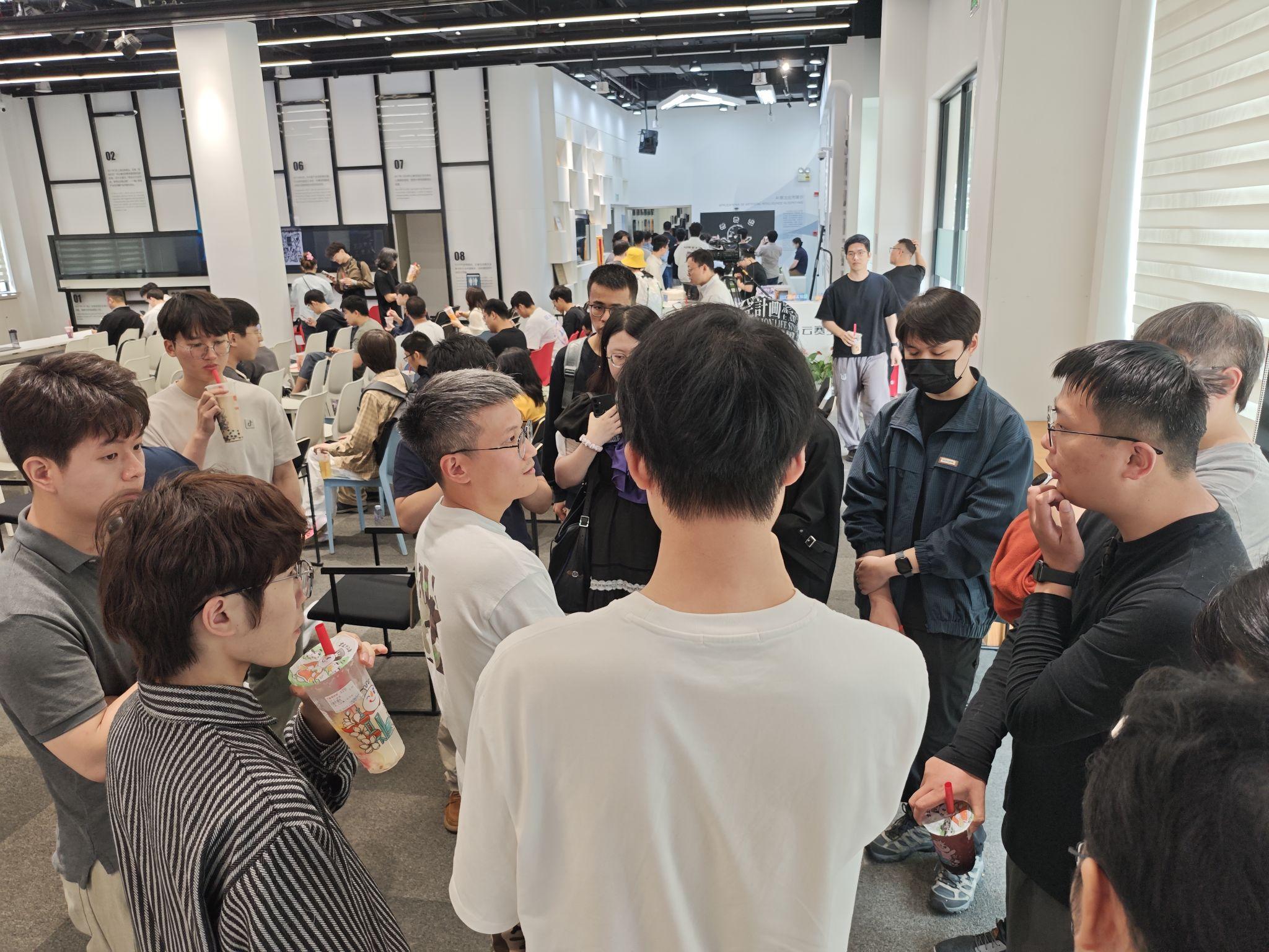 参加 VS Code & Agent Dev Day in China 2025 大会是怎样的体验？ - 知乎