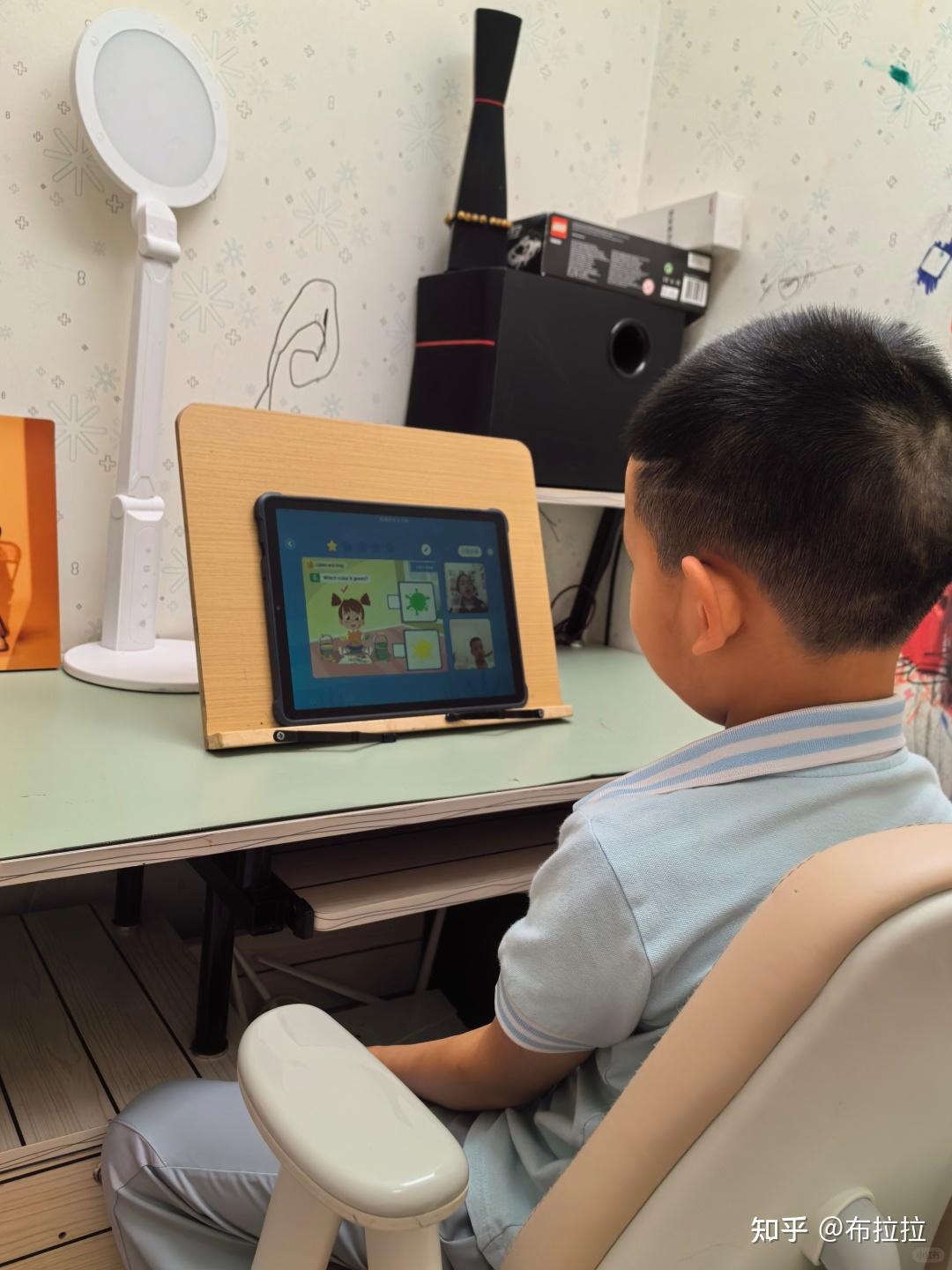 实用干货少儿英语线上课怎么选一对一外教模式这两年很火孩子学完英语