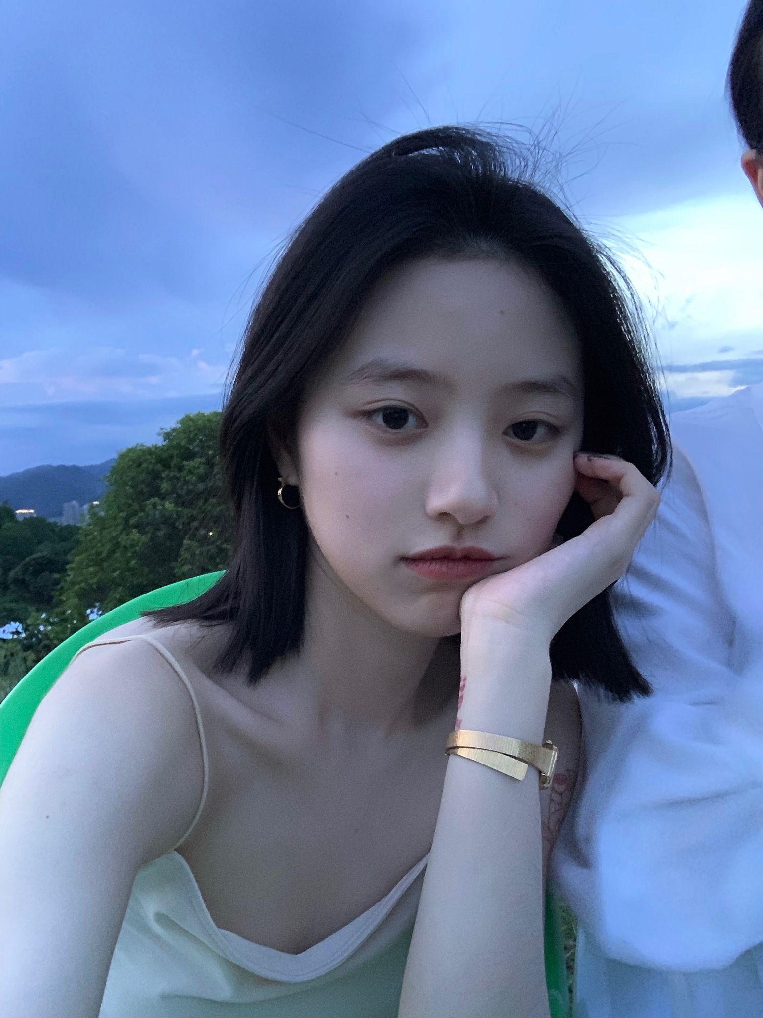 你有哪些惊艳绝色的美女手机壁纸?-美女手机壁纸高清抖音