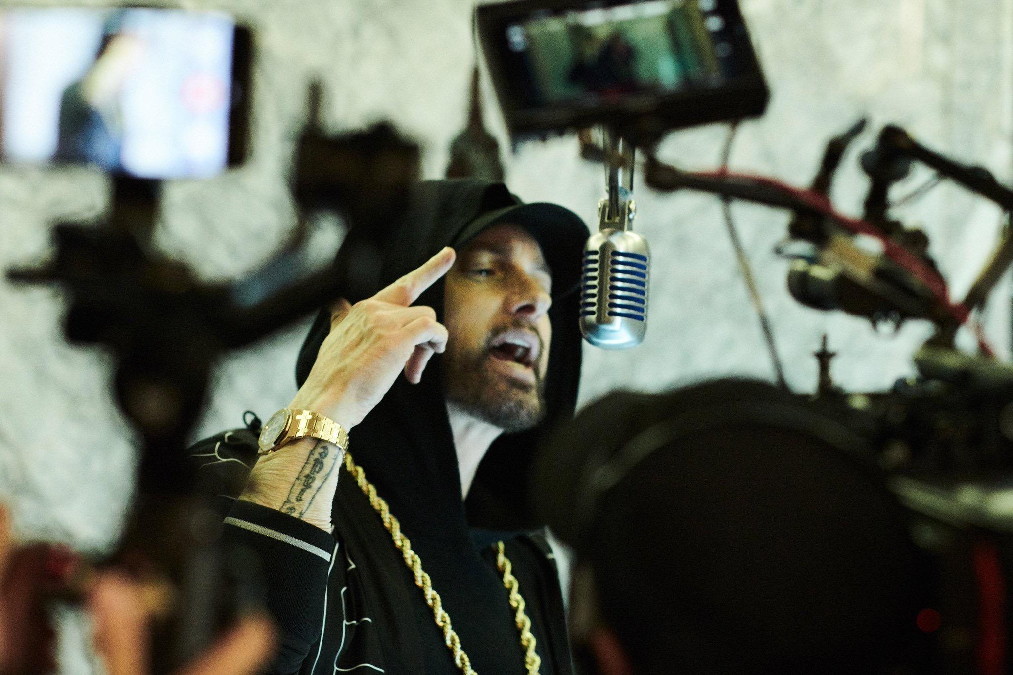 有没有姆爷帅照? - 知乎