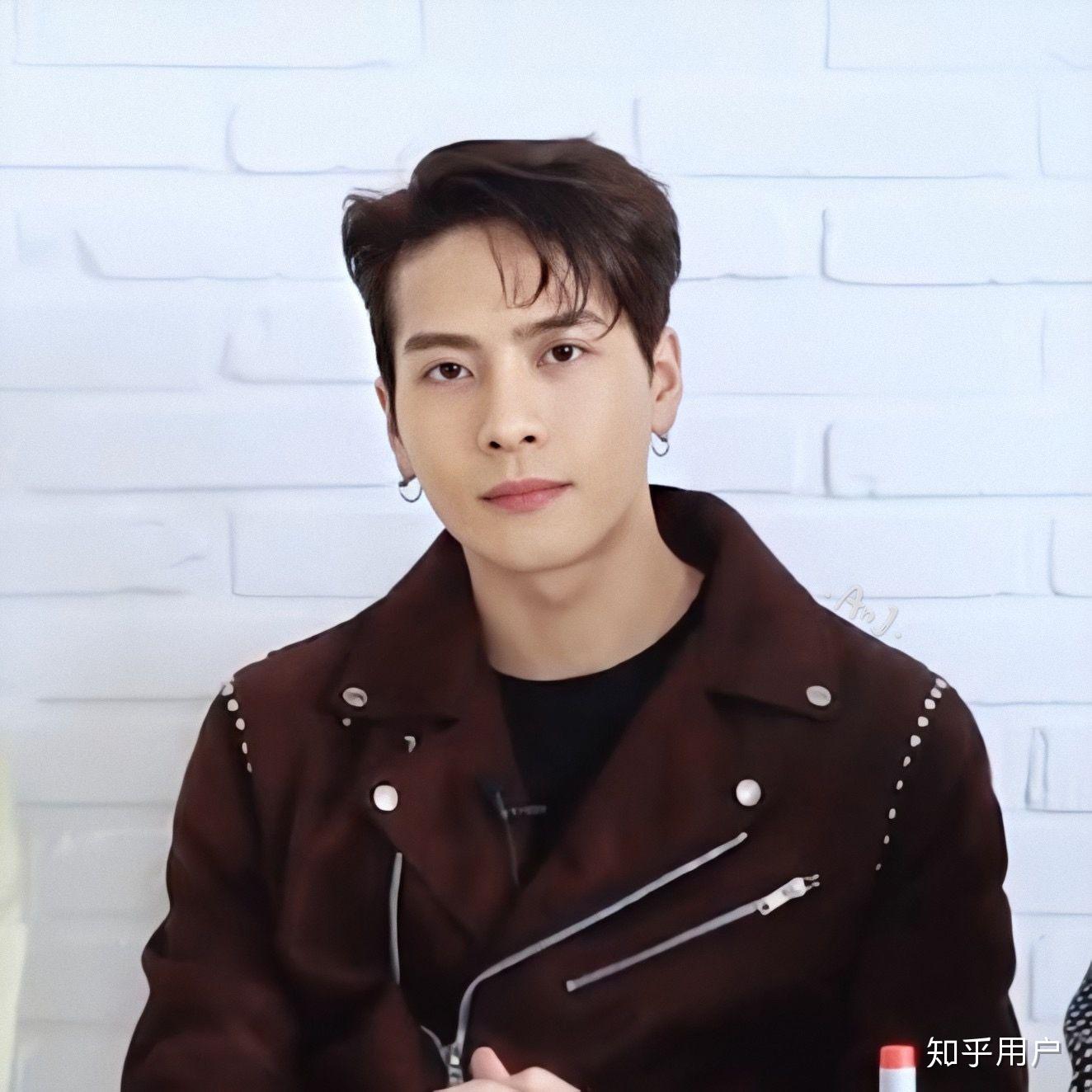 王嘉尔的鼻子怎么变大了? - 知乎