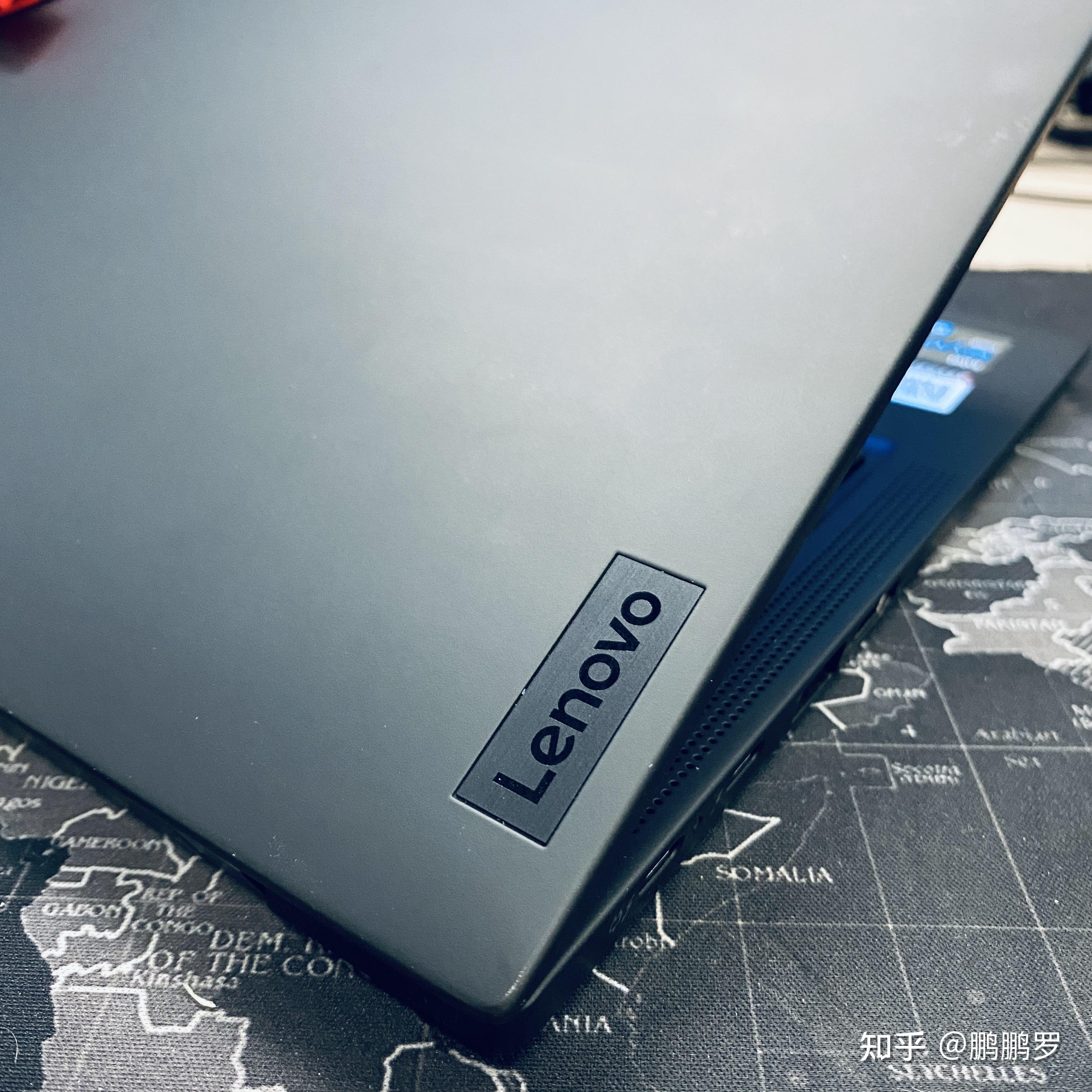 thinkpadx1carbon2021纠结选择4k屏镜面屏还是22k屏雾面屏