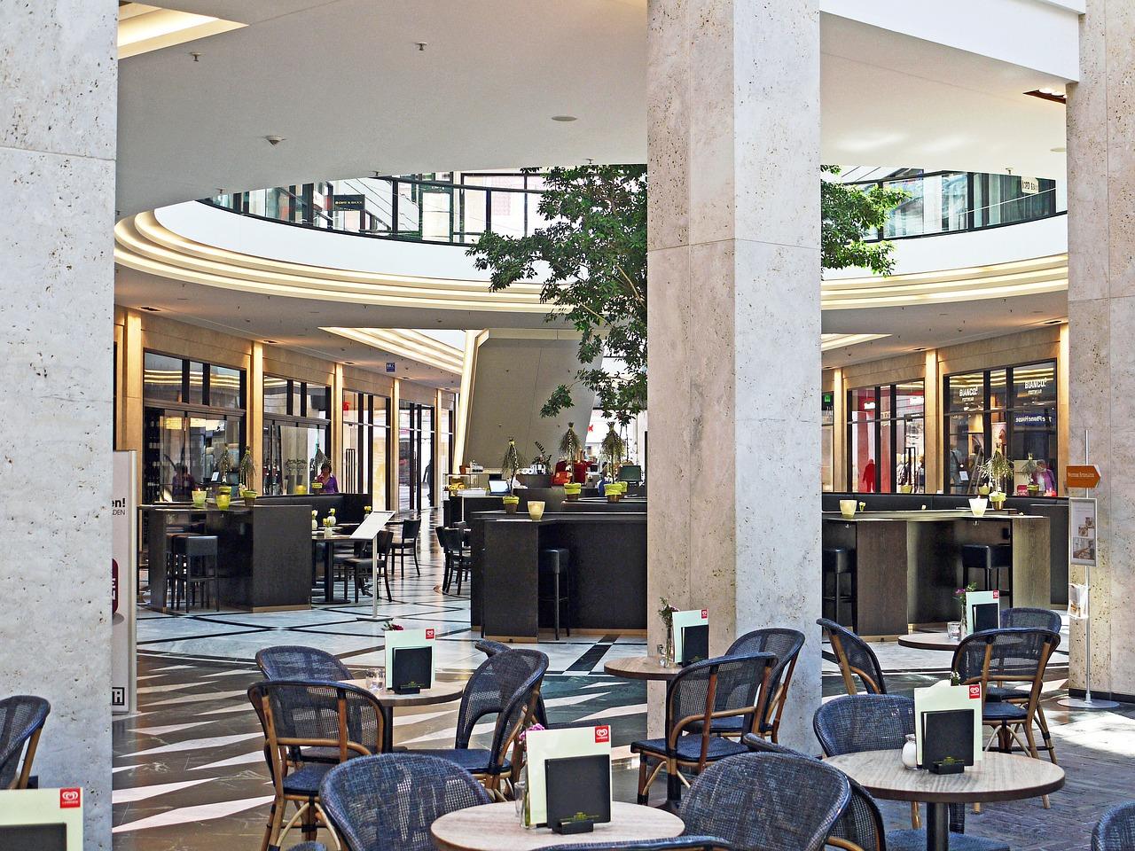 2. 商场购物体验