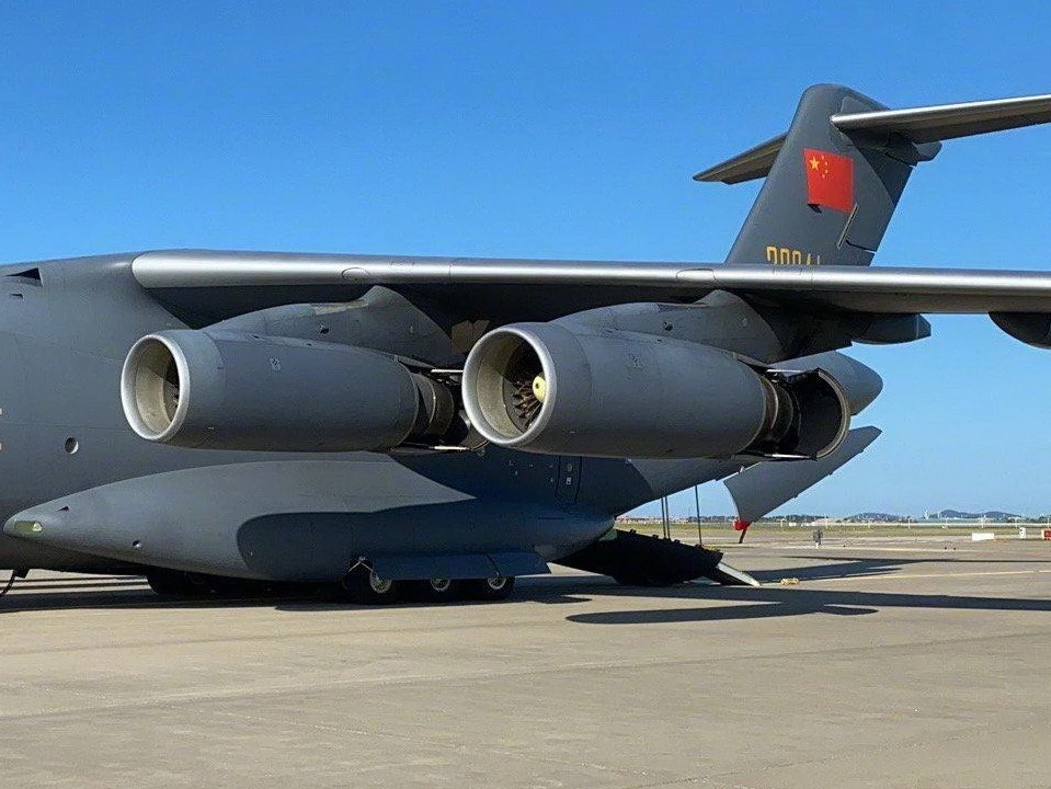 中国的运20与美国环球霸王c17对比