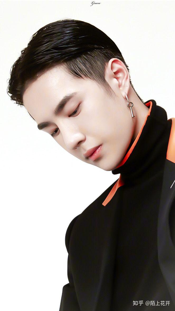 有没有王一博特别神颜的图