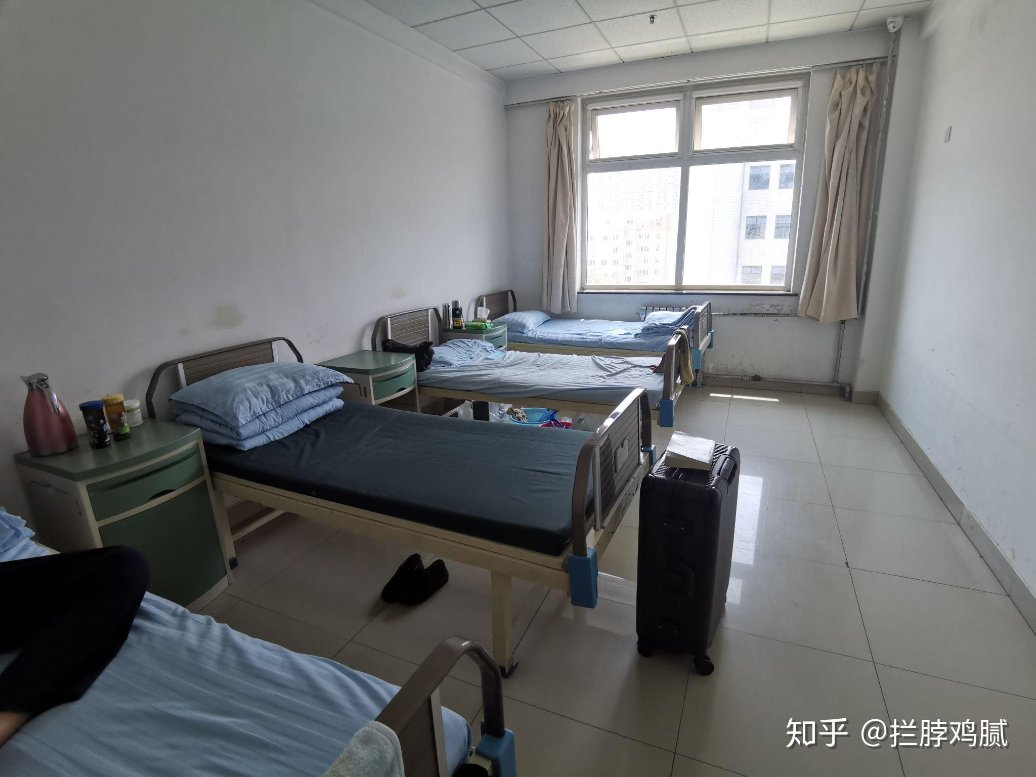 精神病院的儿童病房是怎么样