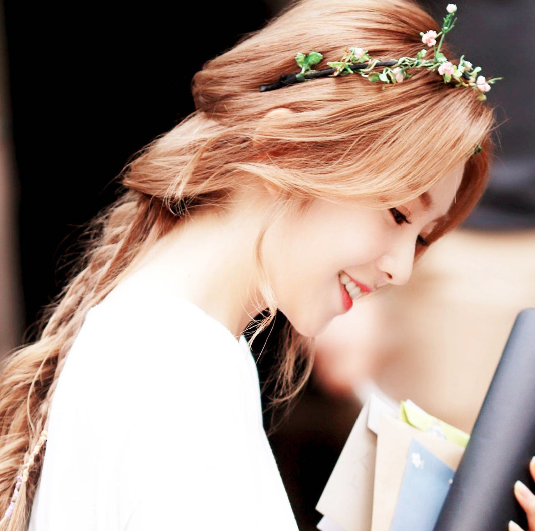 韩国有哪些侧颜可以给你暴击的女爱豆? - 知乎