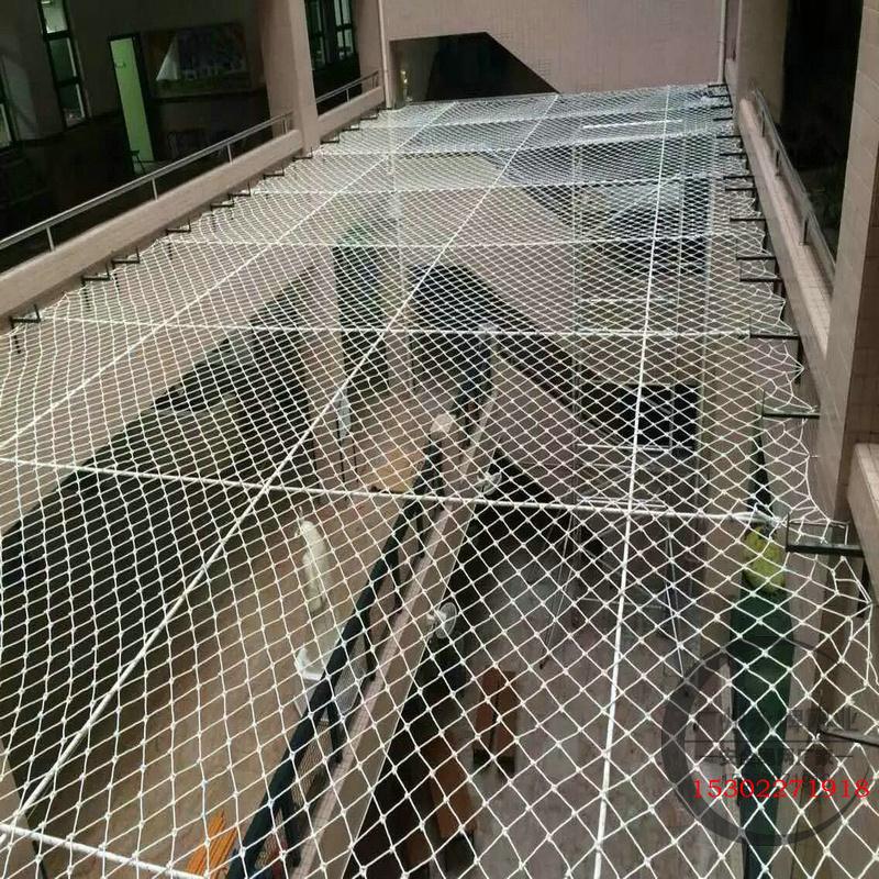 广州永牌绳网官网加工定制高空防坠网 仓库厂房车间货物防坠网 商场中庭尼龙高空安全防护网 - 知乎