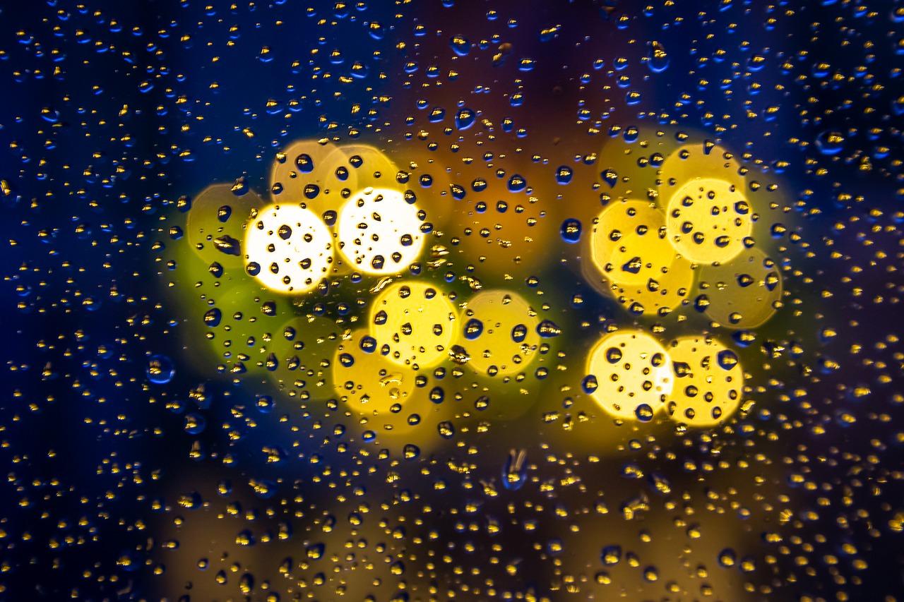 屋顶漏水点定位