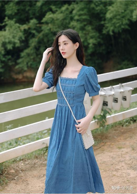 有没有适合夏天日常穿的连衣裙推荐