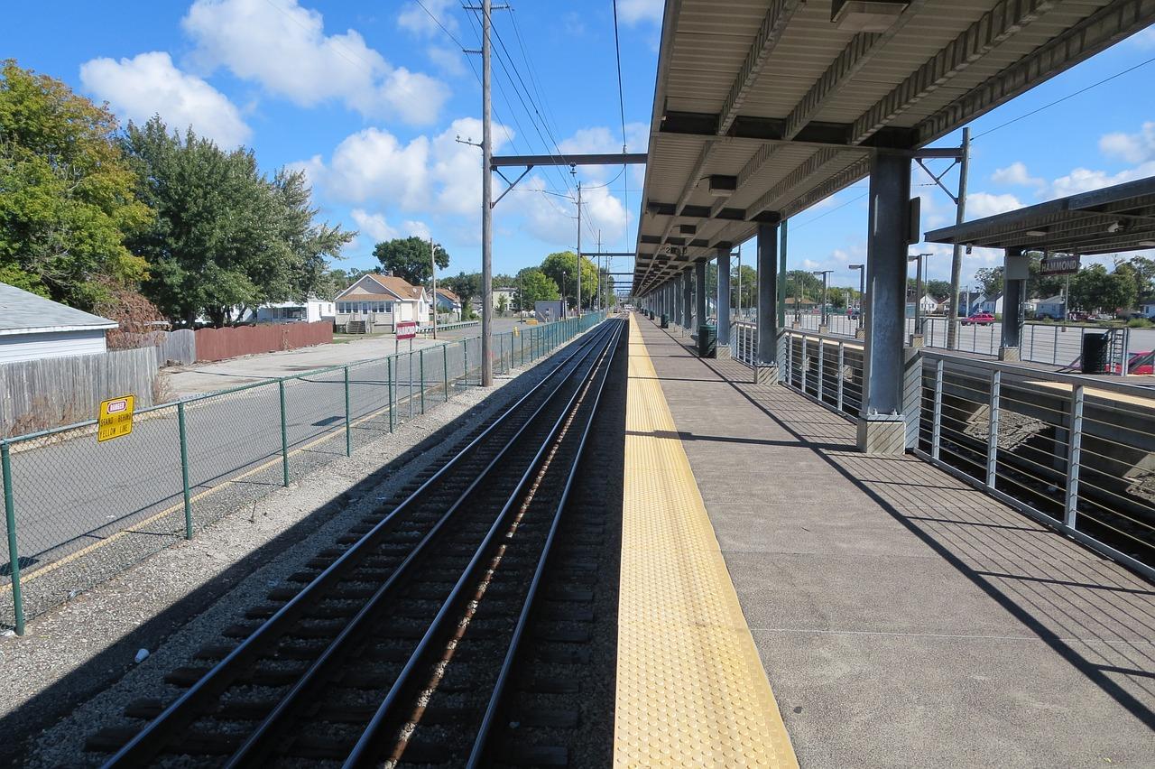 蒋庄铁路交通便利性