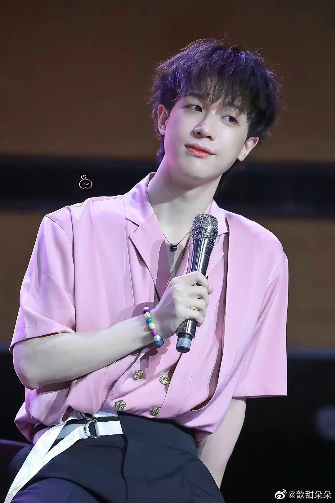 有哪些长得帅的cv