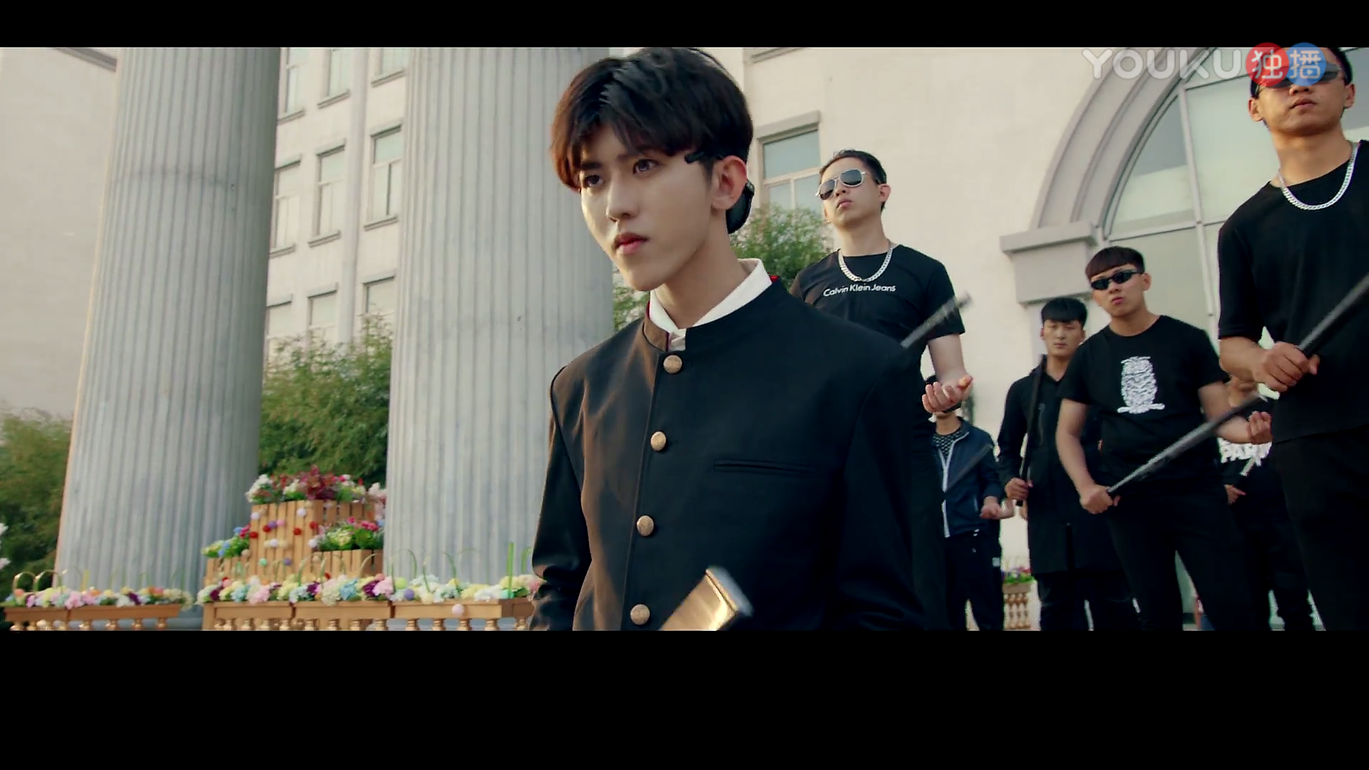 如何评价新剧我才不会被女孩子欺负呢和蔡徐坤在其中的表现