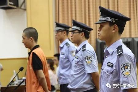 招商银行逾期有欠两万被起诉坐牢的吗(招商逾期两年,逾期10万还能协商吗?)