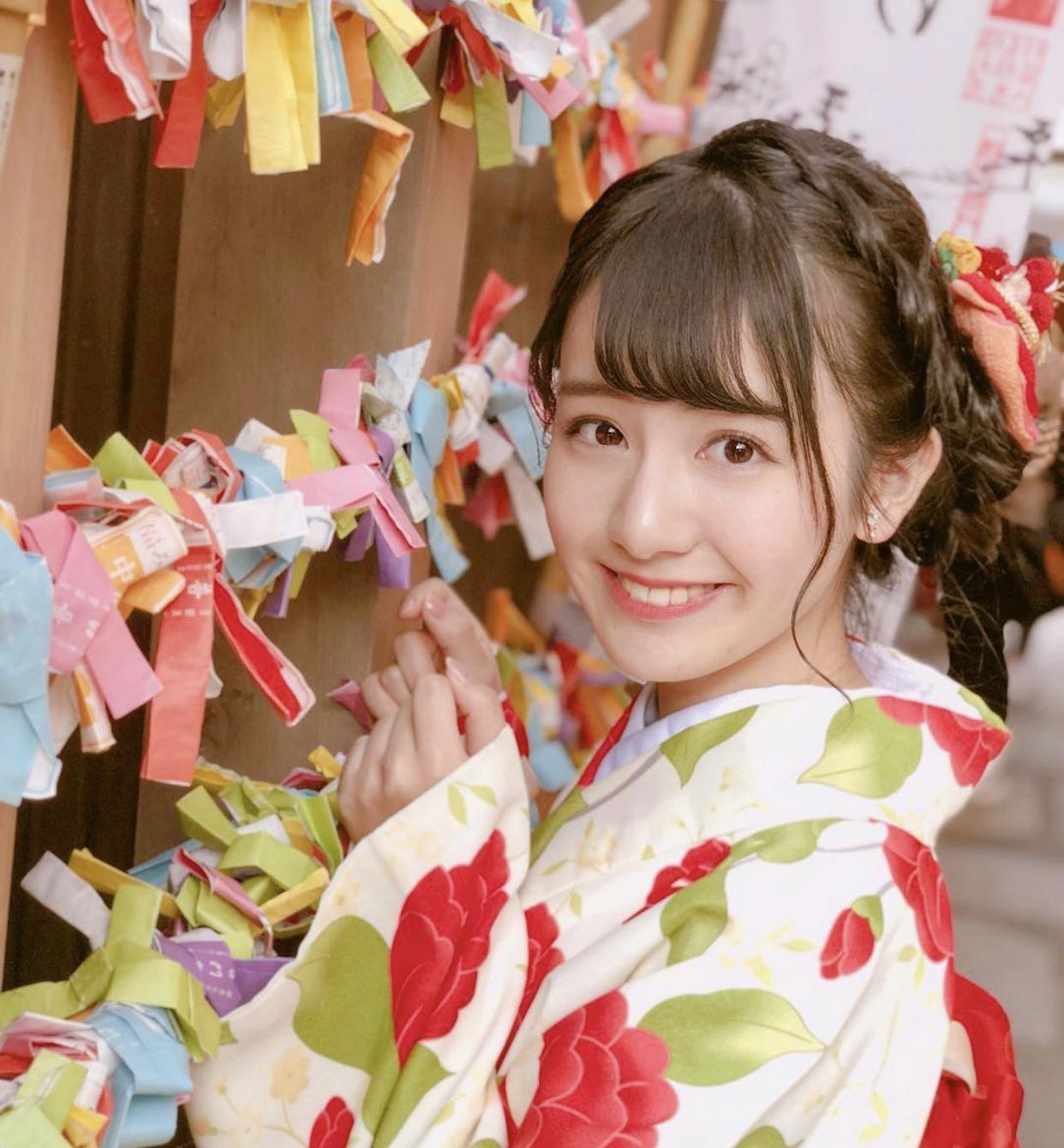 有没有中川梨花的照片? - 知乎