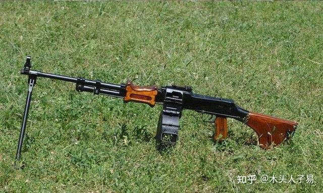 【兵器谱】56式轻机枪 - 知乎