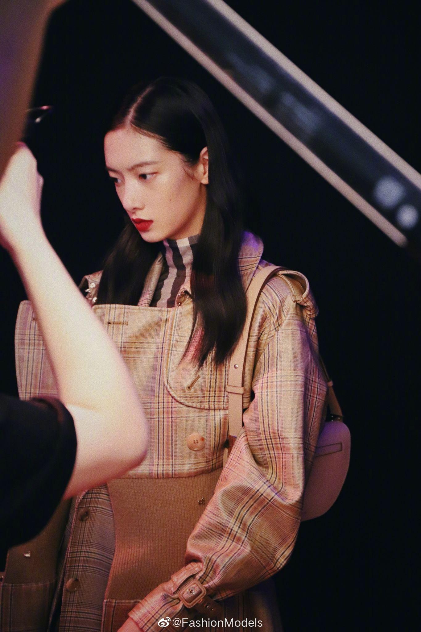 如何评价cici项偞婧? - 知乎