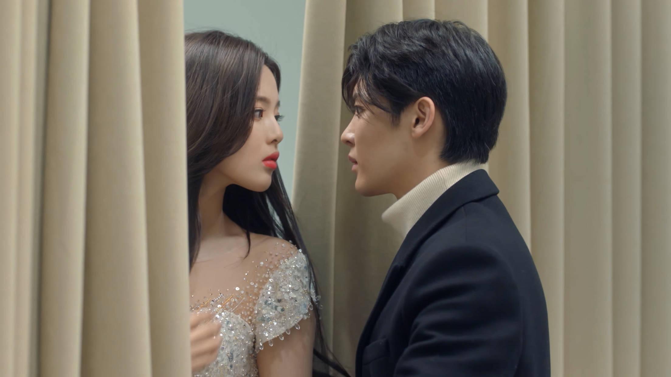 杨超越和侯明昊会在一起吗?也太甜了吧? - 知乎