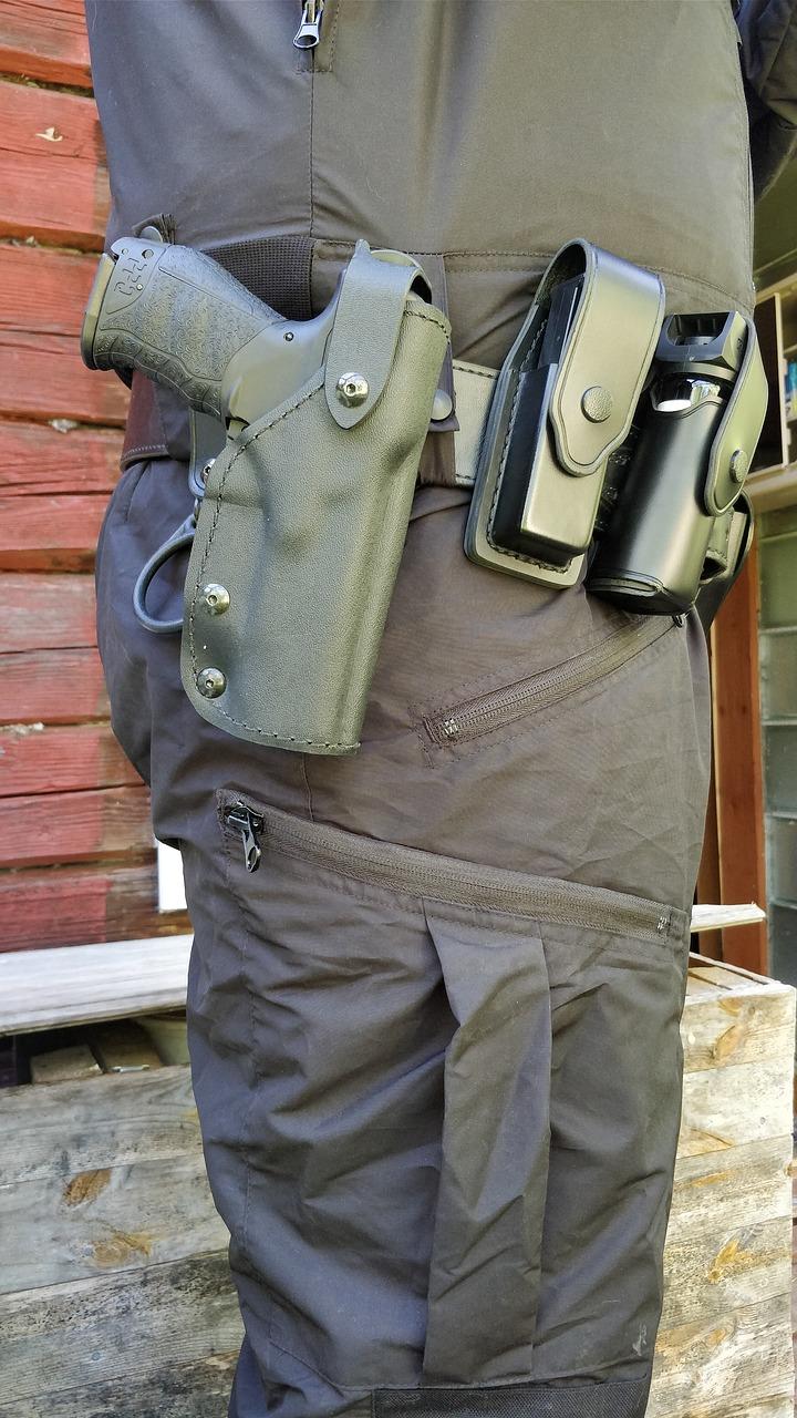 3. 时尚潮流皮带