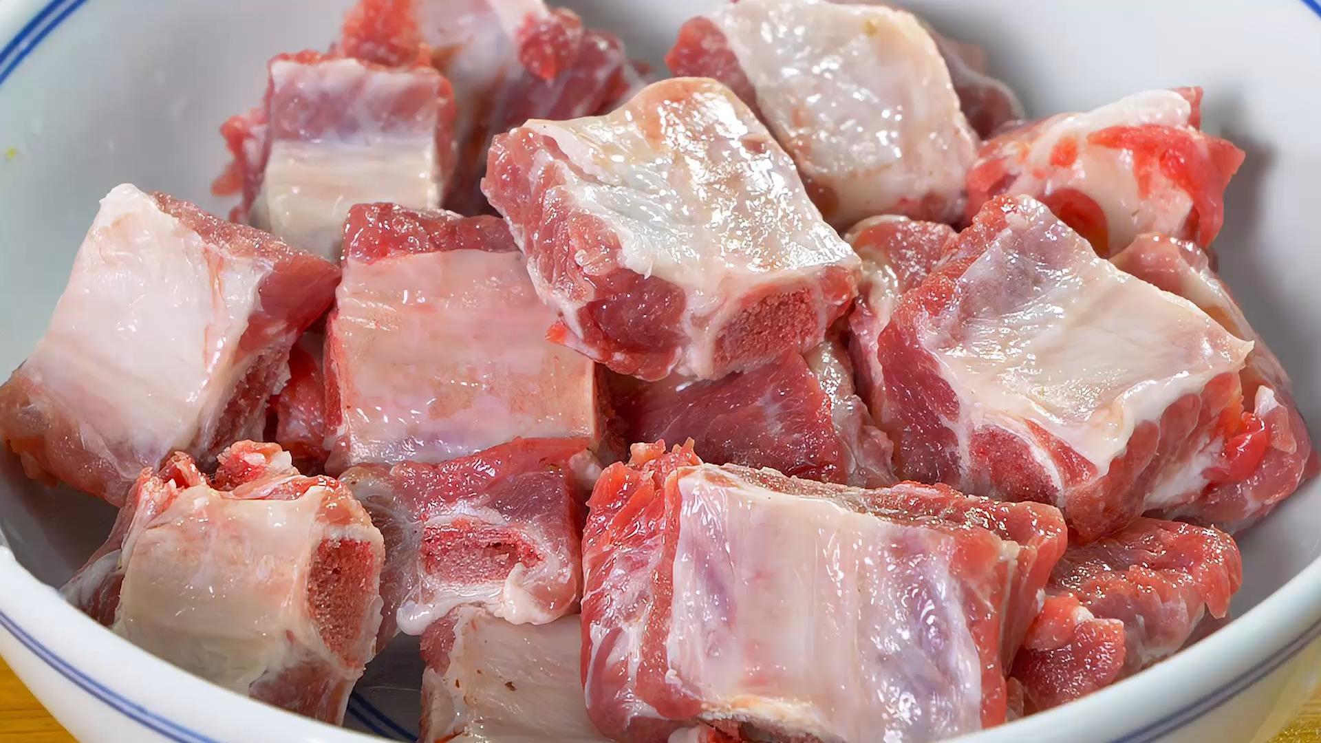 排骨无论怎么做,切记不要直接焯水,多加这一步鲜嫩多汁不腥不柴