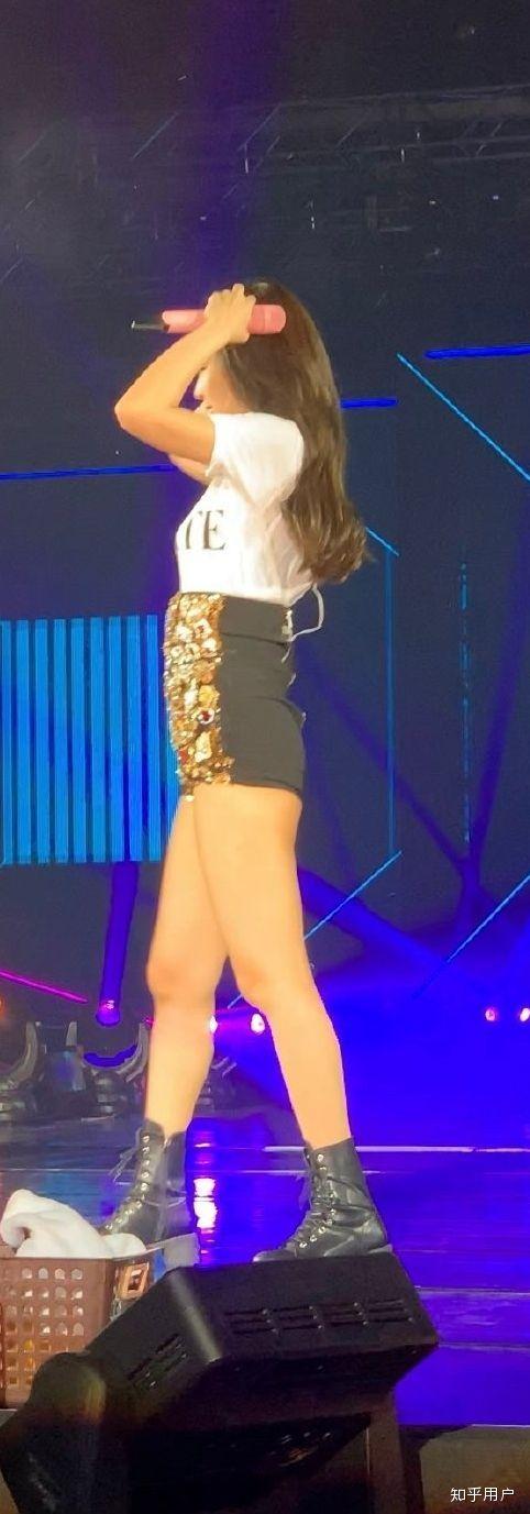 如何评价金珍妮腿粗