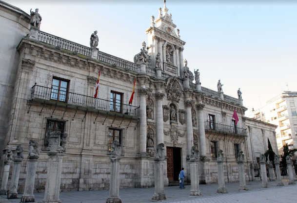 巴利亚多利德大学:欧洲最古老的大学之一,西班牙公立高等学府,专升硕
