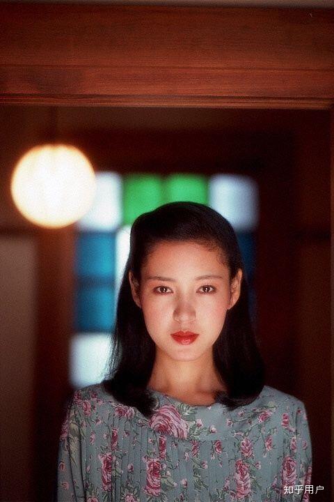 如果在中日韩三国里找一个女演员,谁最适合出演《白夜行》的唐泽雪穗?