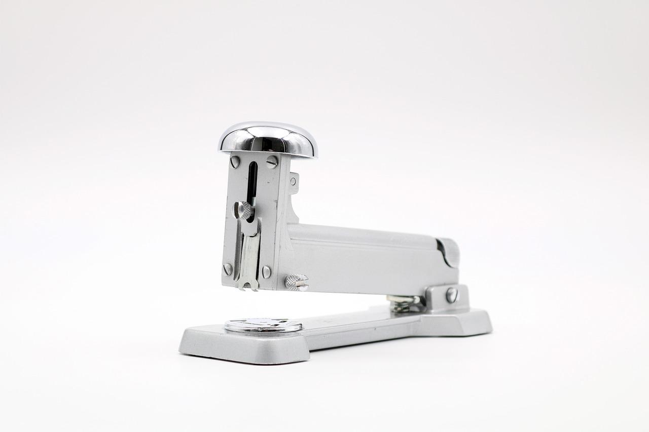 3. 调整订书机压力