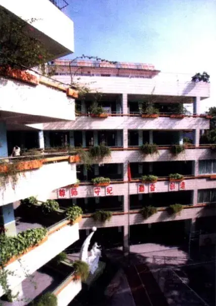 广州老照片 | 同学各位,这是你的开学礼 - 知乎