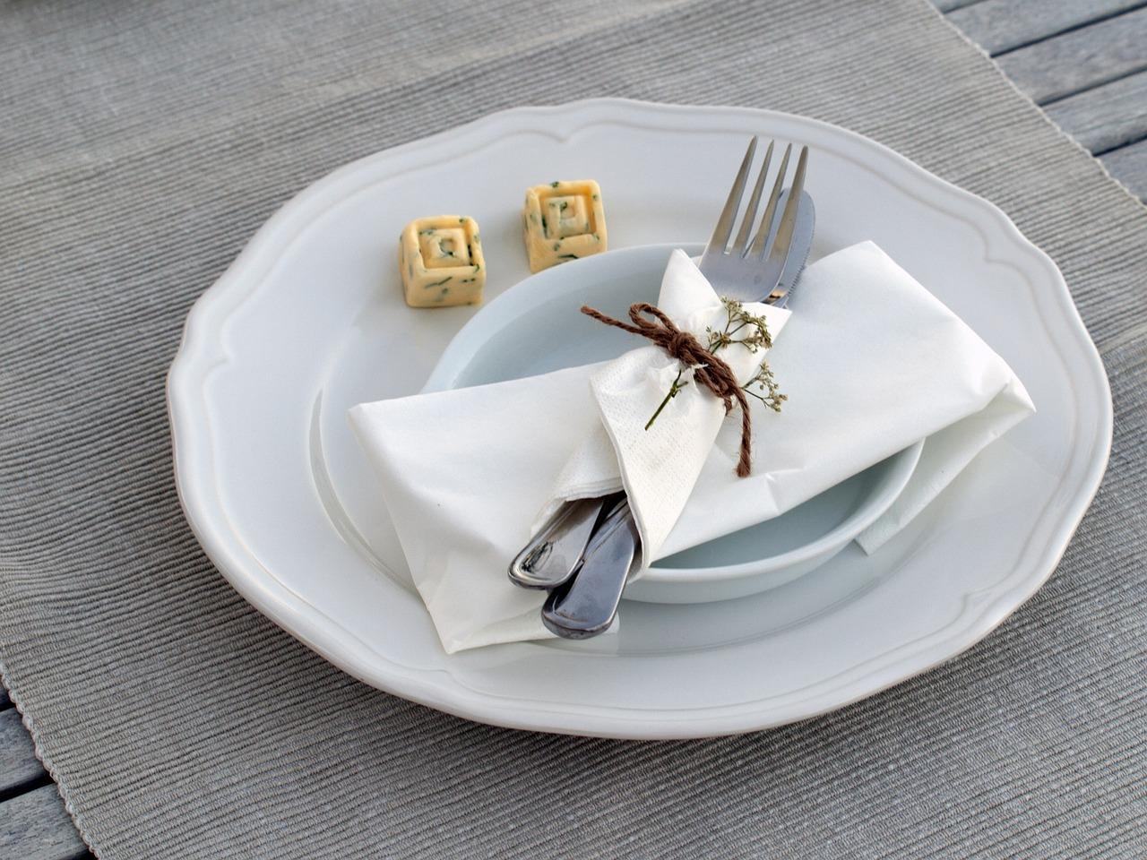 2. 板钩钢板标准