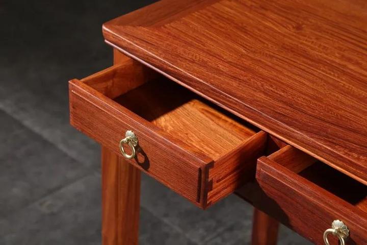 龙万成说木--《最实在、最理想的中高档家具--红木家具！买家具前先算算这三笔帐》 - 知乎