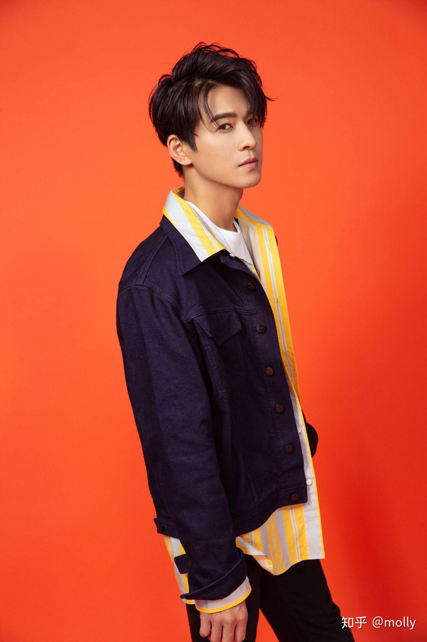 有没有哪些惊艳到你的男明星照片?