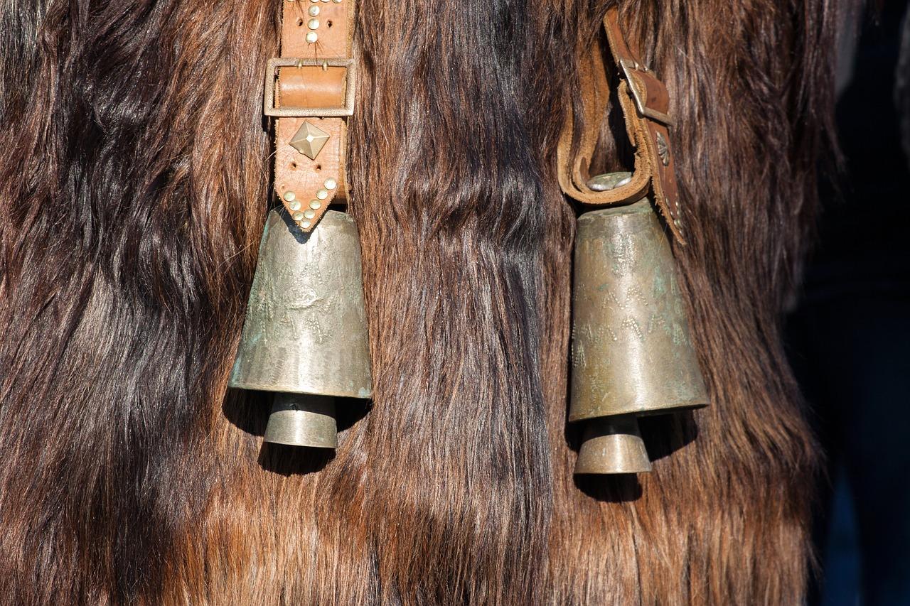 3. 休闲运动款手提