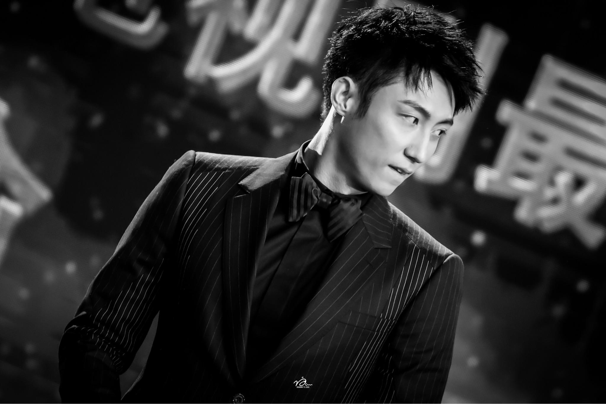 你有哪些舍不得删的黄景瑜壁纸